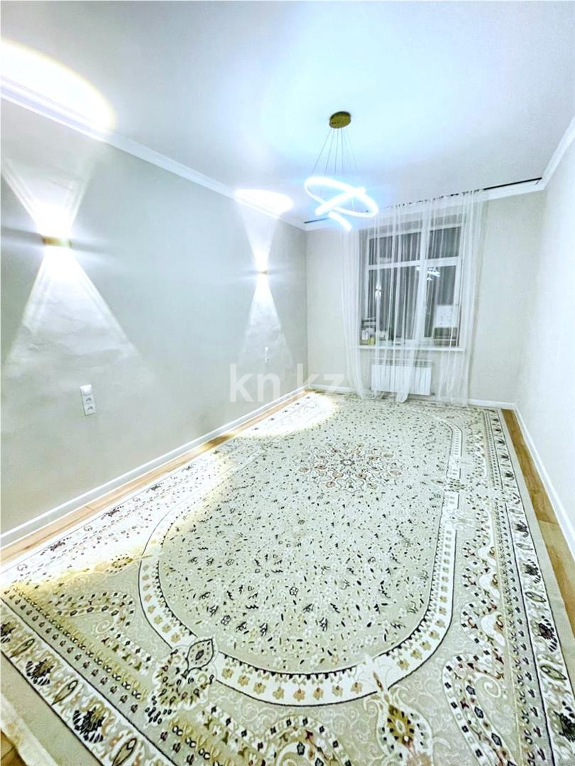 Продажа 3-комнатной квартиры, 87 м², ул. Букетова в Караганде - фото 3