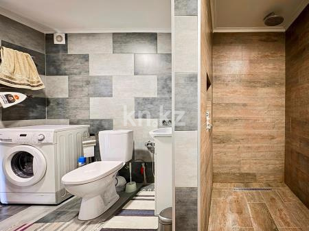 Продажа 2-комнатного дома, 70 м², ул. Кулболды, дом  11 в Алматы