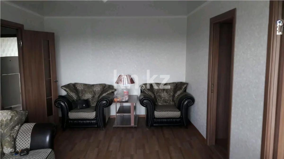 Продажа 4-комнатной квартиры, 70 м², ул. Аманжолова, дом  23 - Продажа  четырехкомнатных квартир в Караганде с фото фото 2 из 5