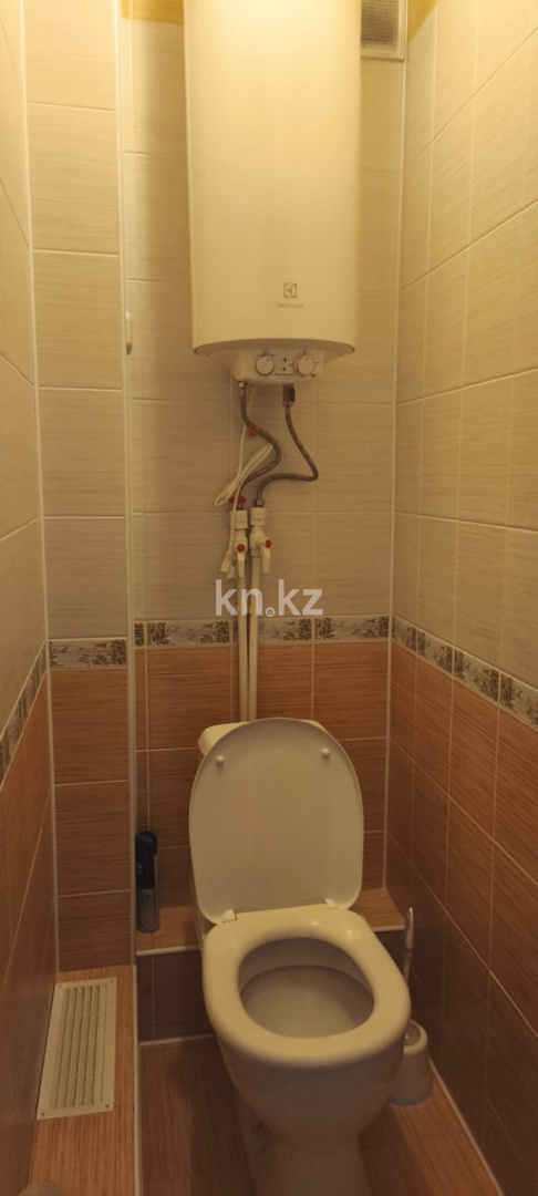 Продажа 4-комнатной квартиры, 76.8 м² - Продажа квартир в Караганде - страница 2 фото 2 из 13