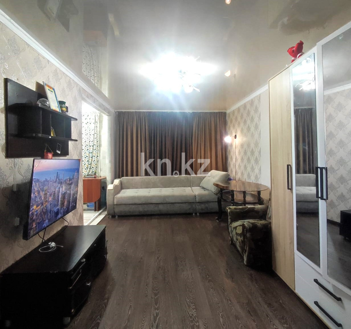 Продажа 2-комнатной квартиры, 43 м², ул. Промышленная - Продажа и аренда недвижимости в Абае фото 1 из 7