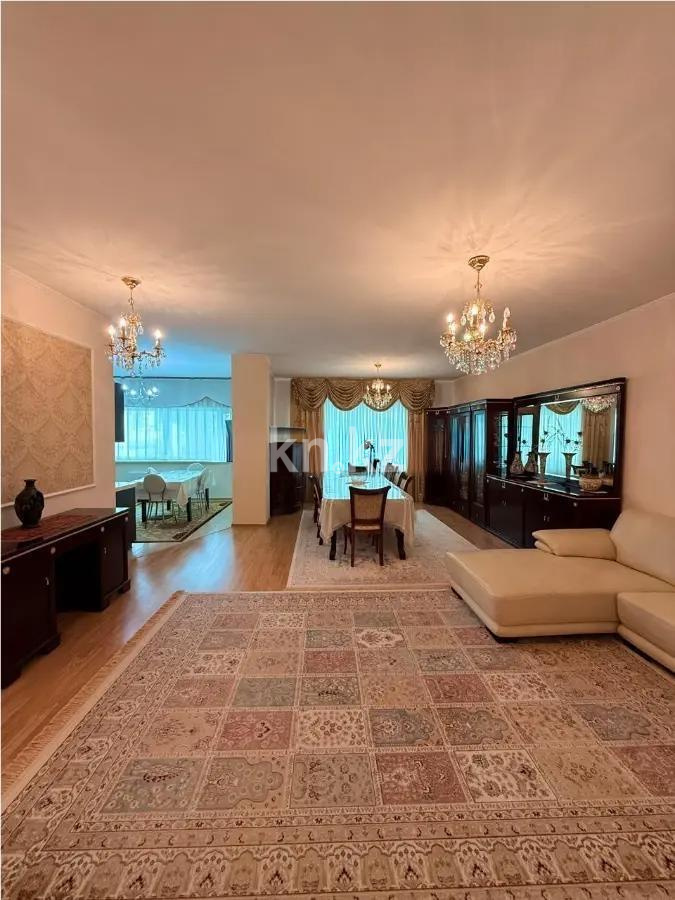Продажа 3-комнатной квартиры, 130 м², ул. Достык, дом  5 - Продажа  трехкомнатных квартир в новостройках Астаны с фото фото 1 из 4