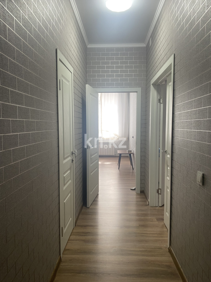 Аренда 2-комнатной квартиры посуточно, 48 м², мкр-н Степной-3, дом  1/10 - Продажа и аренда недвижимости в Караганде фото 1 из 6