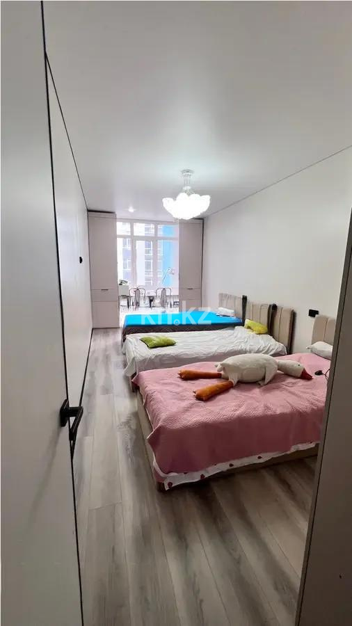 Продажа 3-комнатной квартиры, 71.3 м², ул. Жолымбет, дом  42/5 - Продажа квартир в Алматы фото 2 из 7