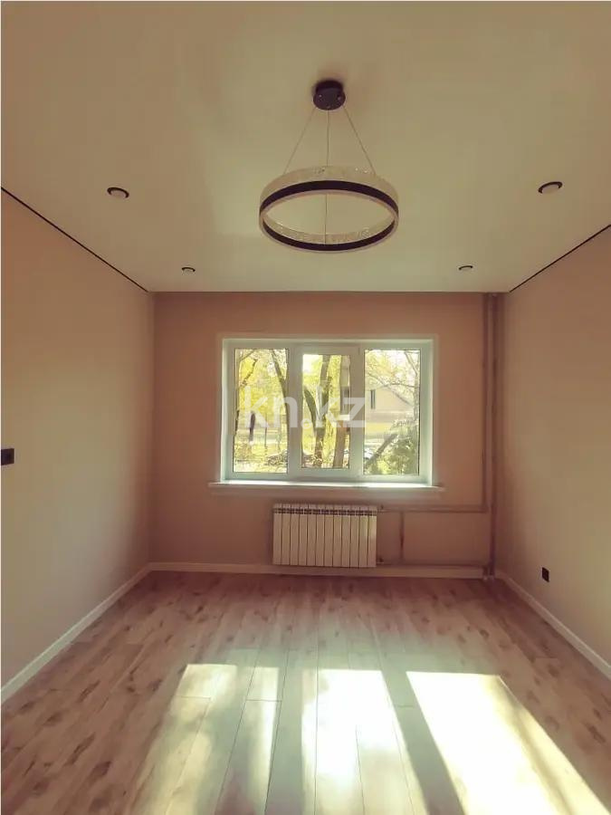 Продажа 1-комнатной квартиры, 40 м², мкр-н Аксай-2, дом  39 - Продажа  однокомнатных квартир в Алматы фото 1 из 3