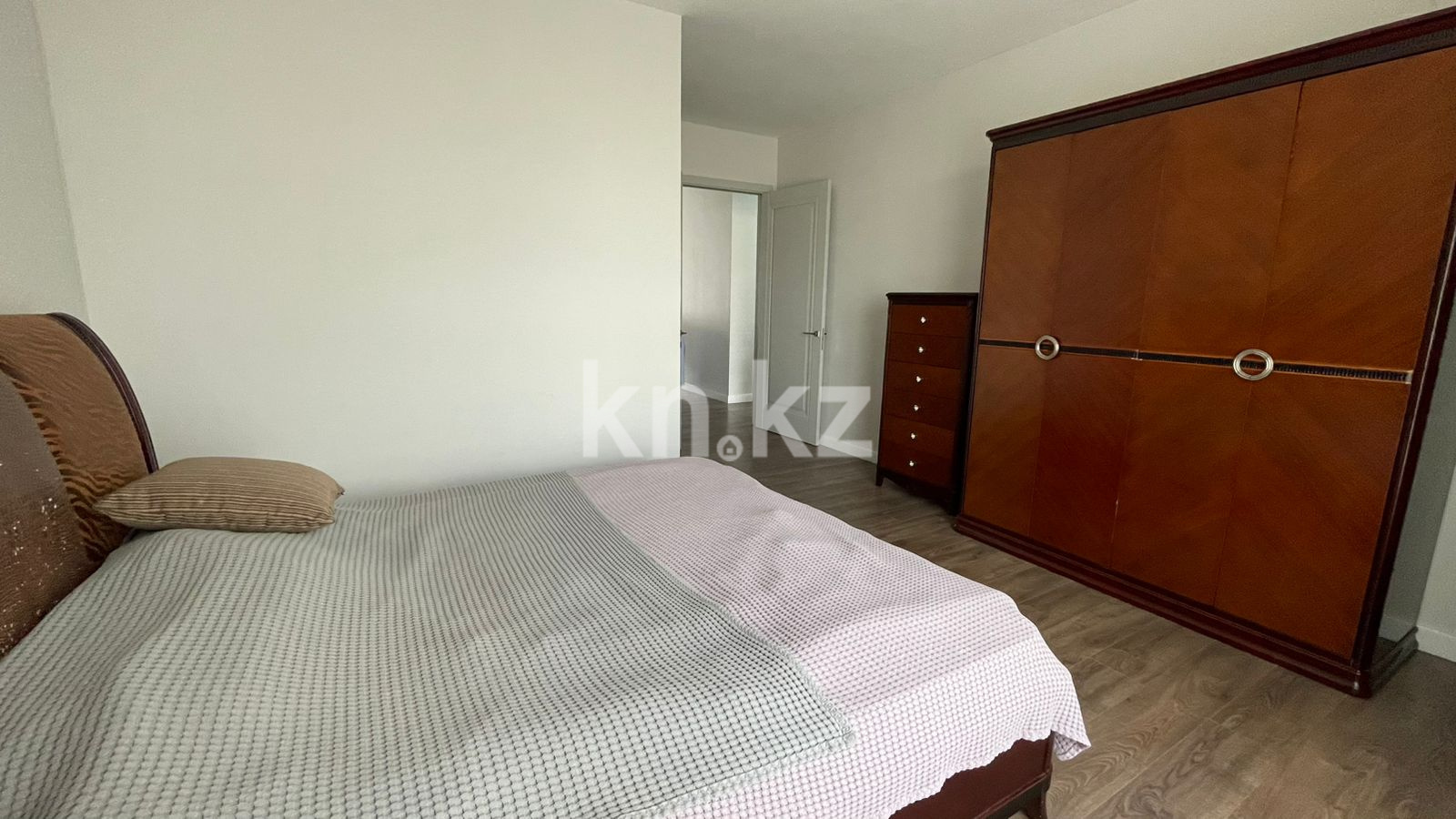 Продажа 4-комнатной квартиры, 130 м² в Астане - фото 9