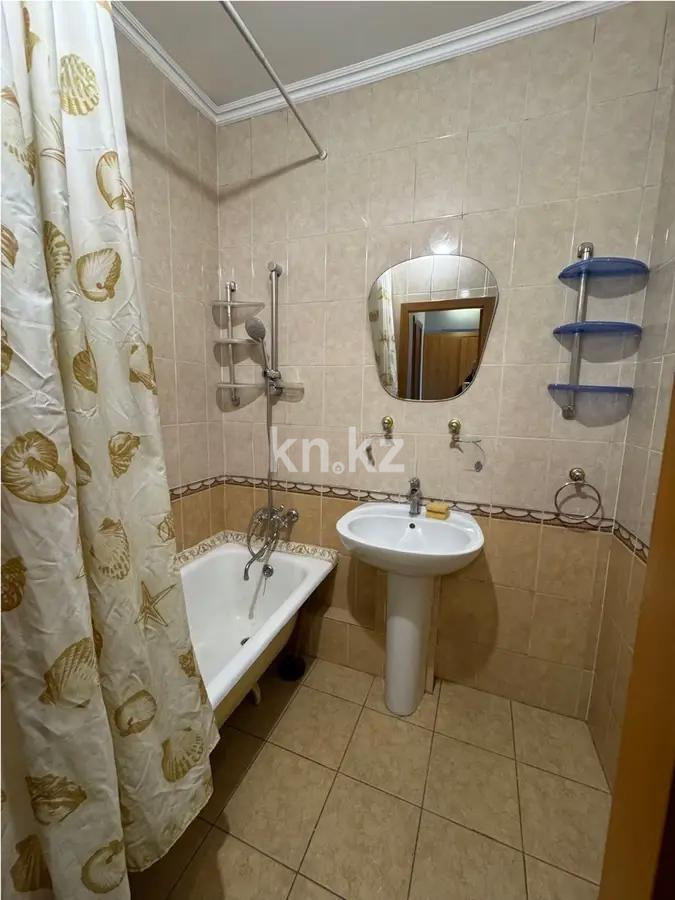 Продажа 3-комнатной квартиры, 65.4 м², ул. Сатпаева, дом  93 в Алматы - фото 5