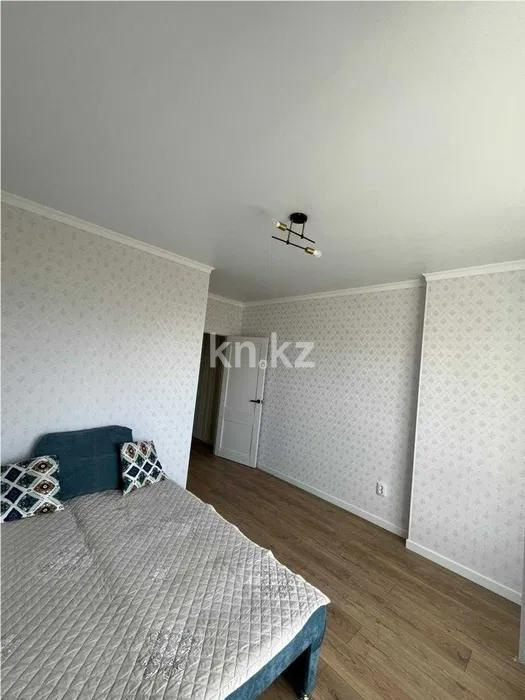 Продажа 3-комнатной квартиры, 70 м², ул. Нажимеденова, дом  64 в Астане - фото 2
