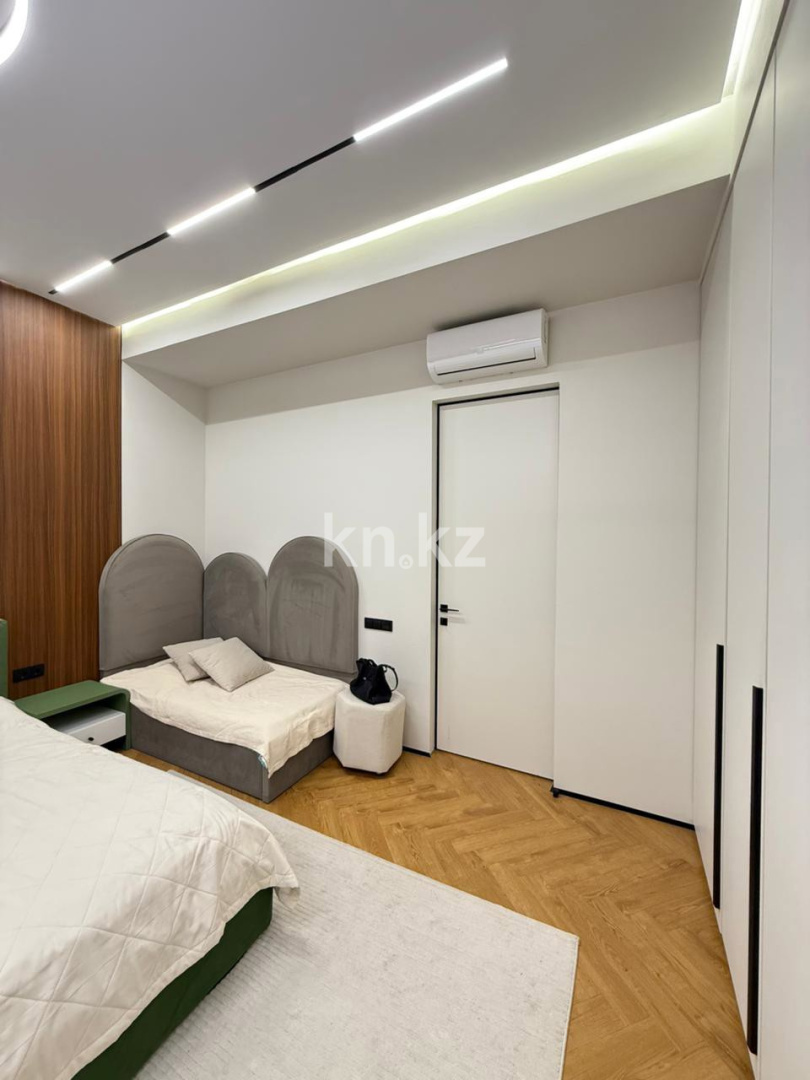 Продажа 2-комнатной квартиры, 81.1 м² в Алматы - фото 9