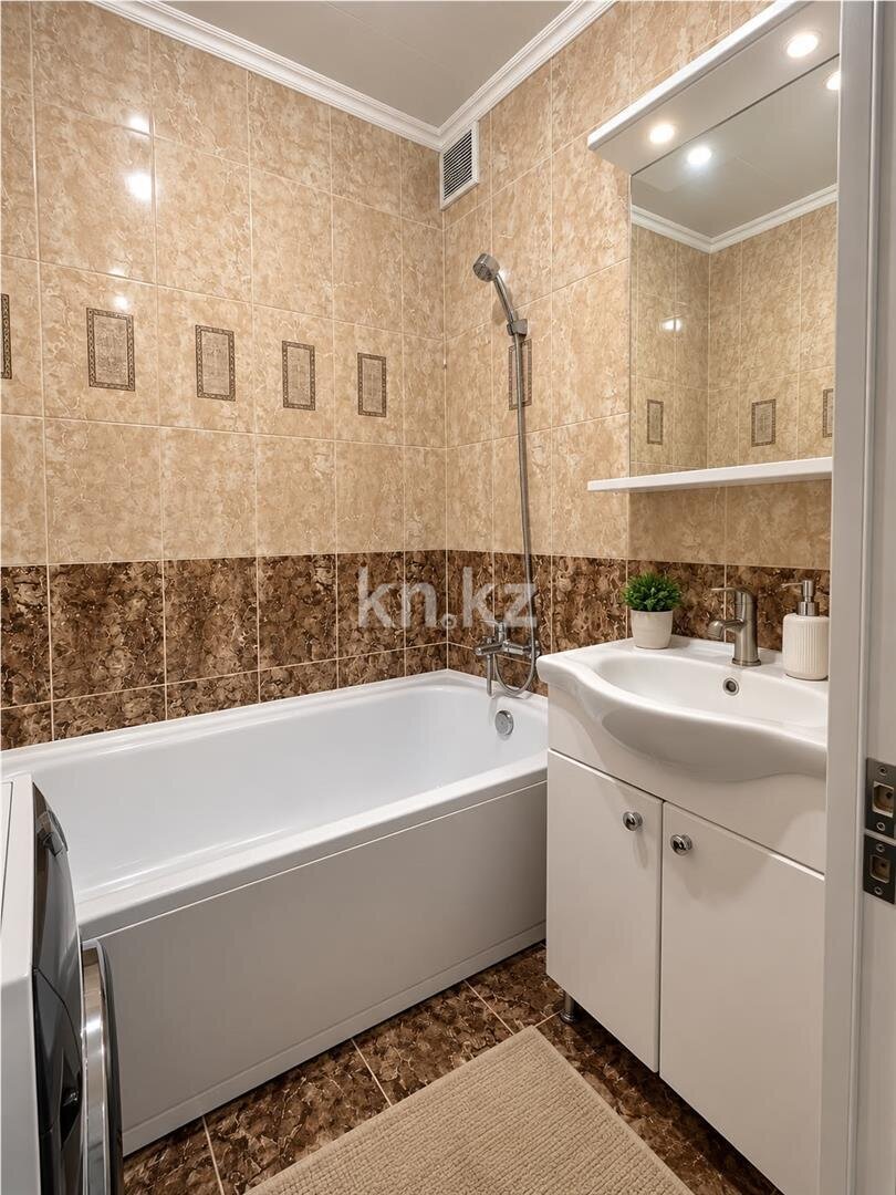 Продажа 3-комнатной квартиры, 64 м² в Караганде - фото 11