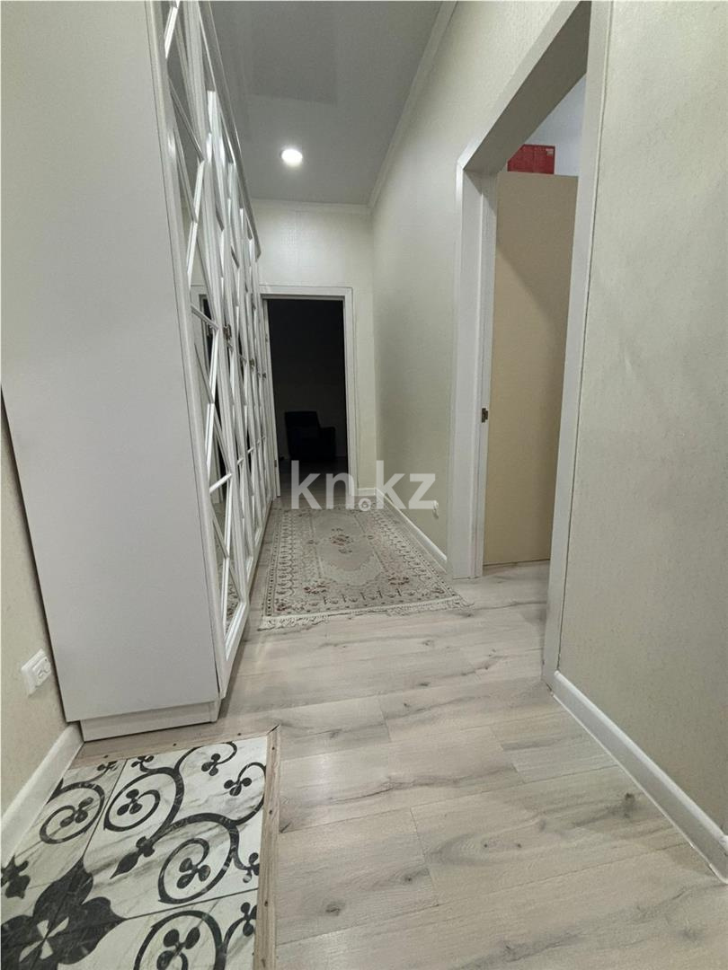 Продажа 2-комнатной квартиры, 65 м², мкр-н Степной-2 - Продажа квартир в Караганде фото 11 из 12