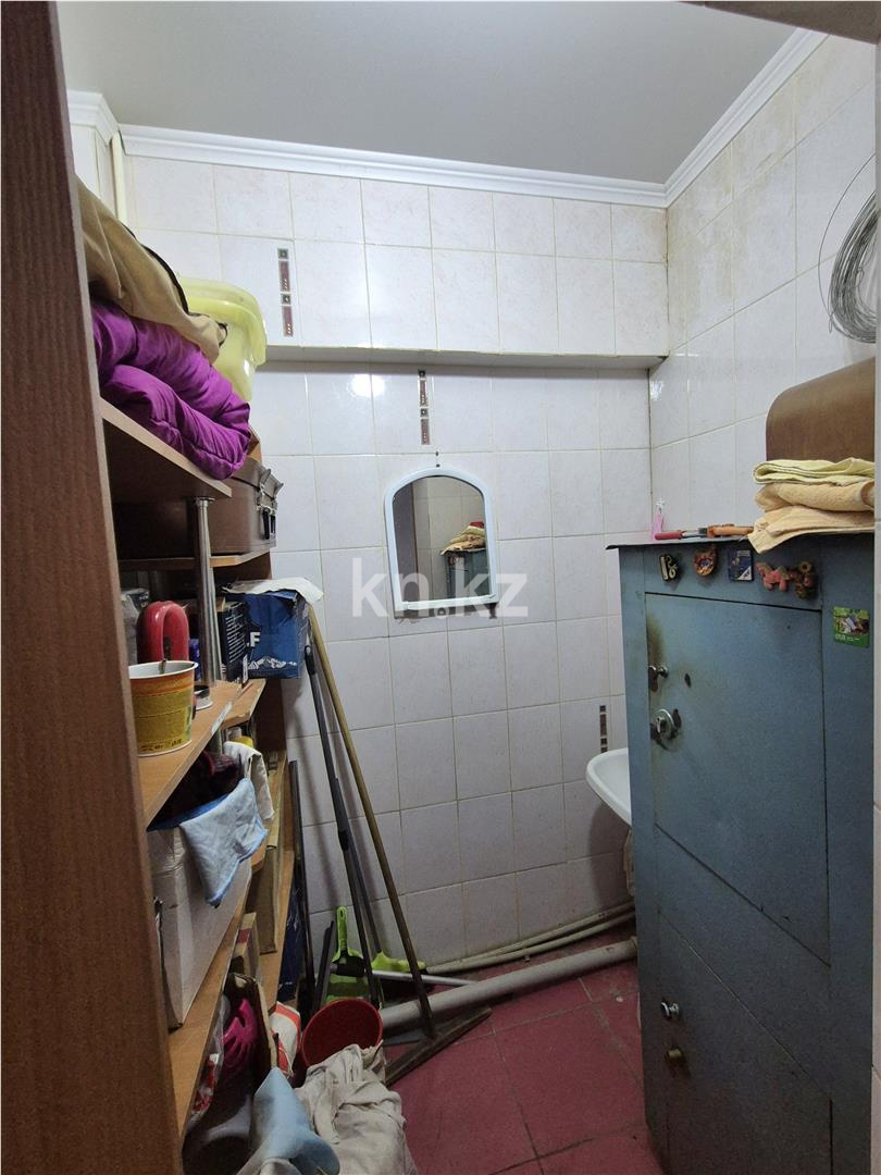 Продажа 3-комнатной квартиры, 63 м², пр. Строителей в Темиртау - фото 4