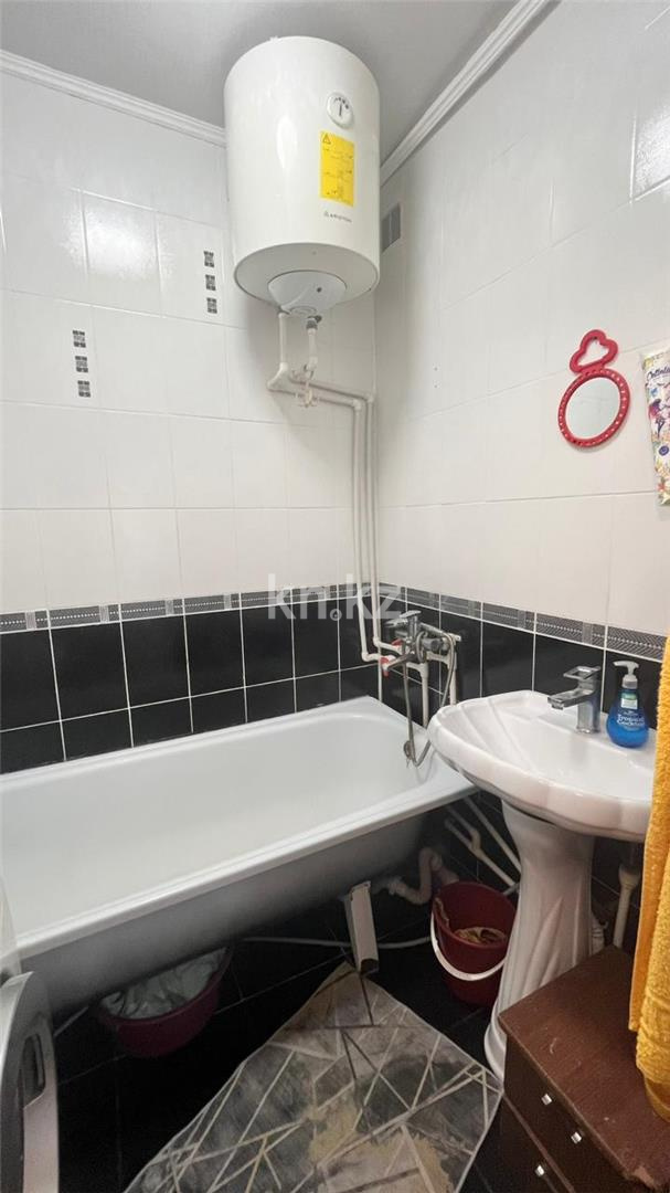 Продажа 1-комнатной квартиры, 36 м², мкр-н Голубые Пруды в Караганде - фото 6