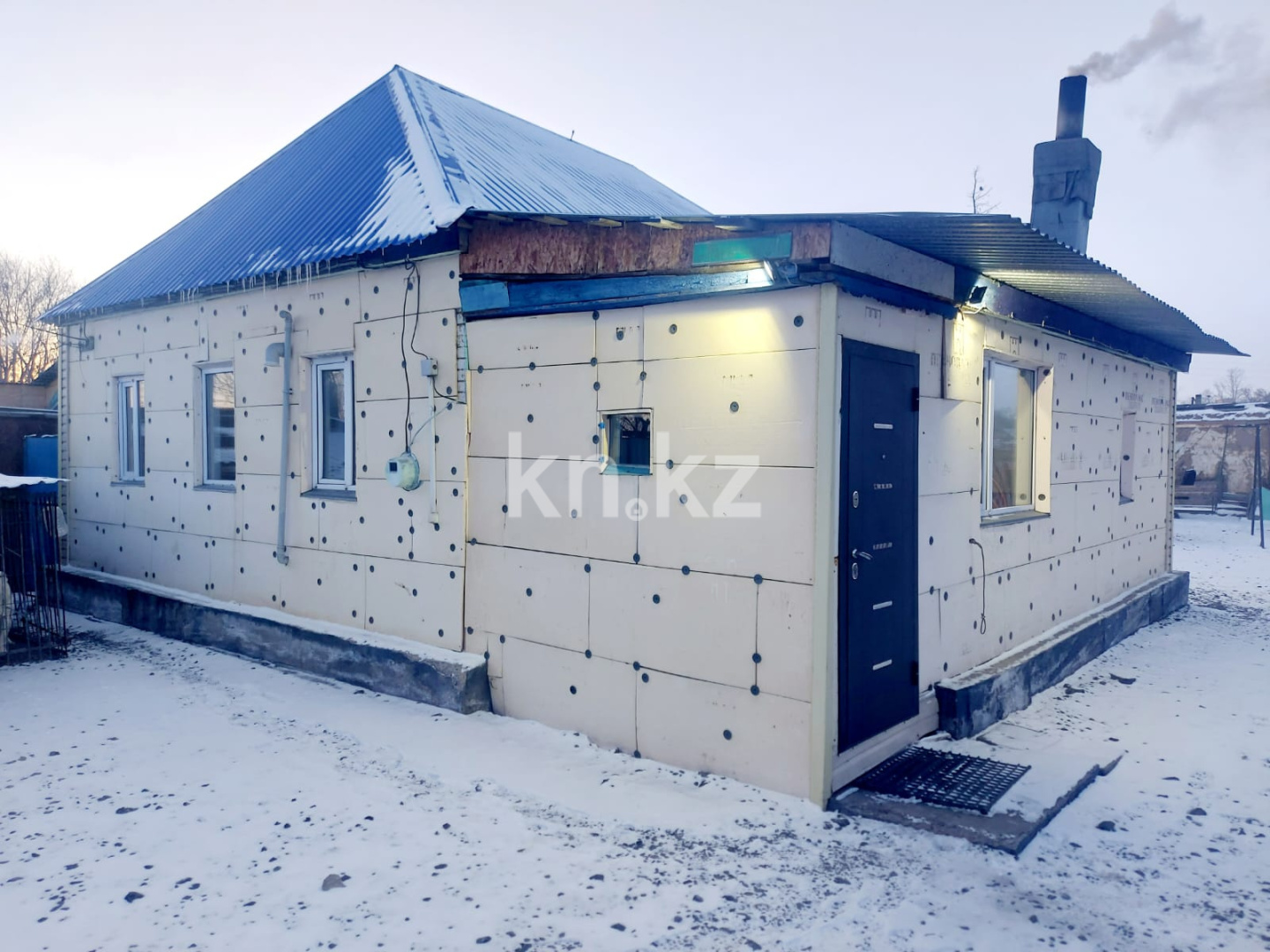 Продажа 4-комнатного дома, 60.4 м², ул. Рабочая - Продажа квартир в Караганде фото 1 из 11