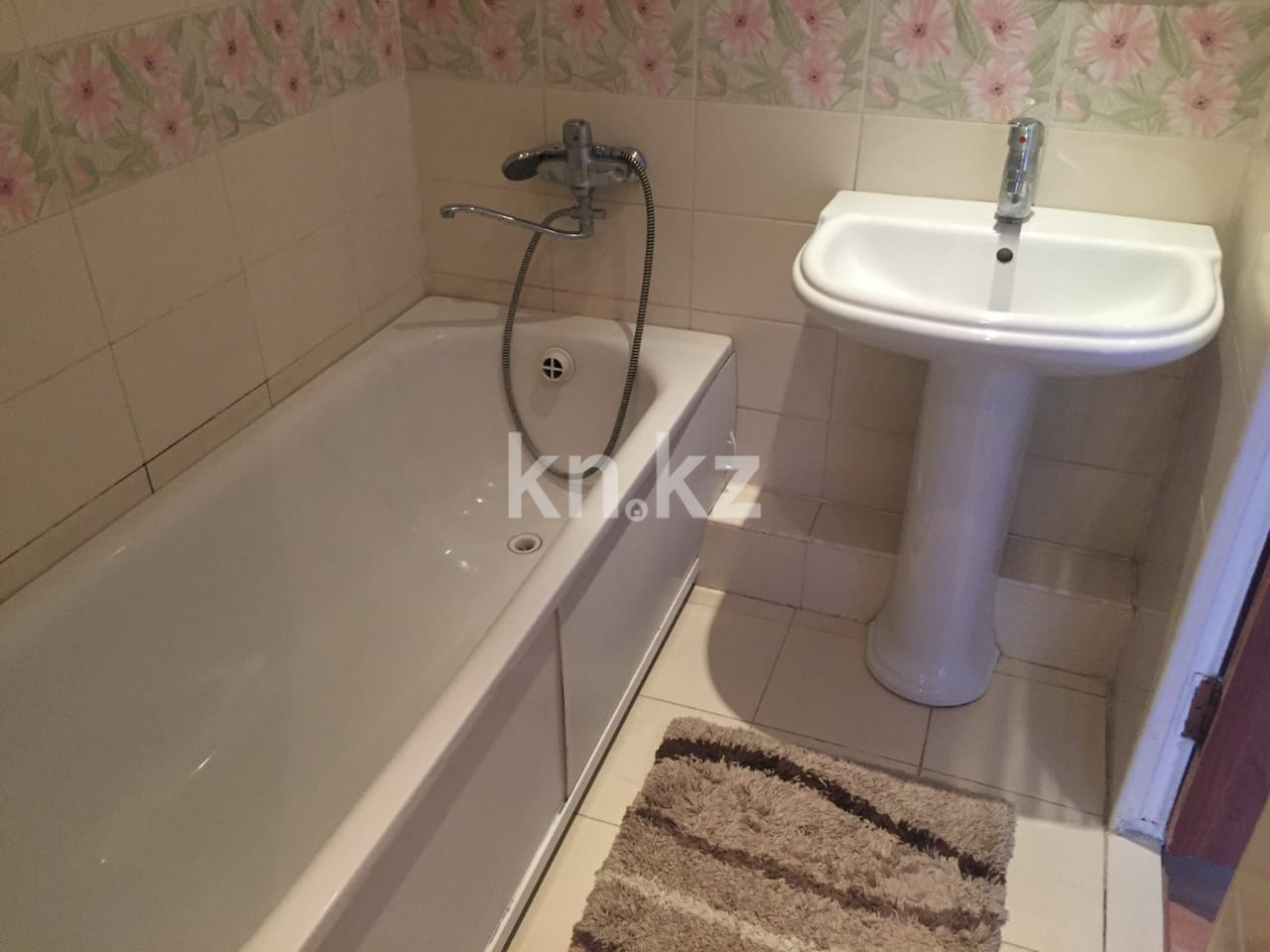 Продажа 4-комнатной квартиры, 79 м² - Продажа недвижимости в Казахстане - страница 13 фото 11 из 17