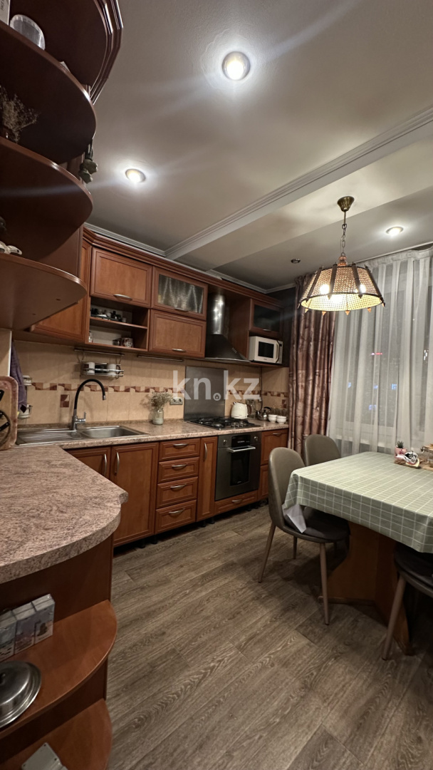 Продажа 2-комнатной квартиры, 69 м², ул. Муканова, дом  245 - ул. Курмангазы - Продажа квартир в Алматы фото 4 из 26