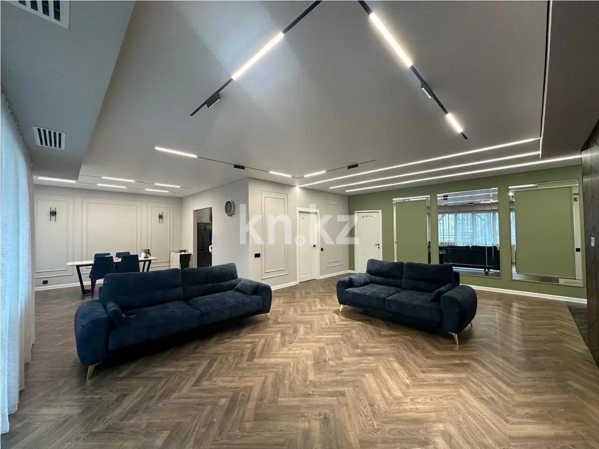 Продажа 4-комнатной квартиры, 190 м², мкр-н Самал-2, дом  67 - Продажа квартир в Алматы без посредников фото 1 из 6