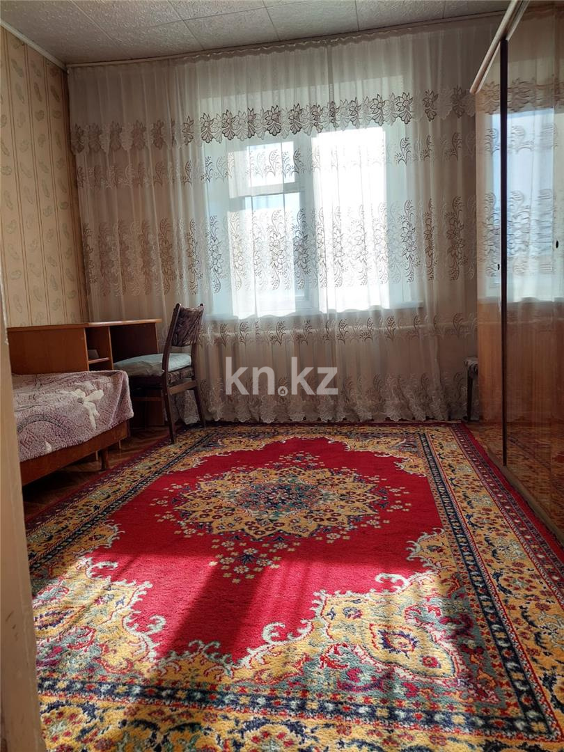 Продажа 3-комнатной квартиры, 60 м², ул. Гоголя - Продажа  трехкомнатных квартир в Караганде фото 3 из 14