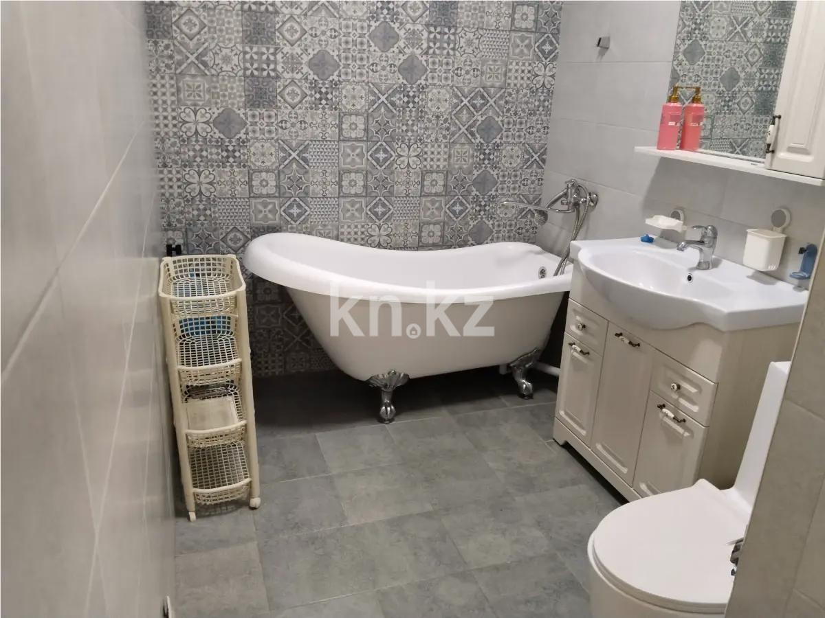 Продажа 2-комнатной квартиры, 85.2 м² в Алматы - фото 4