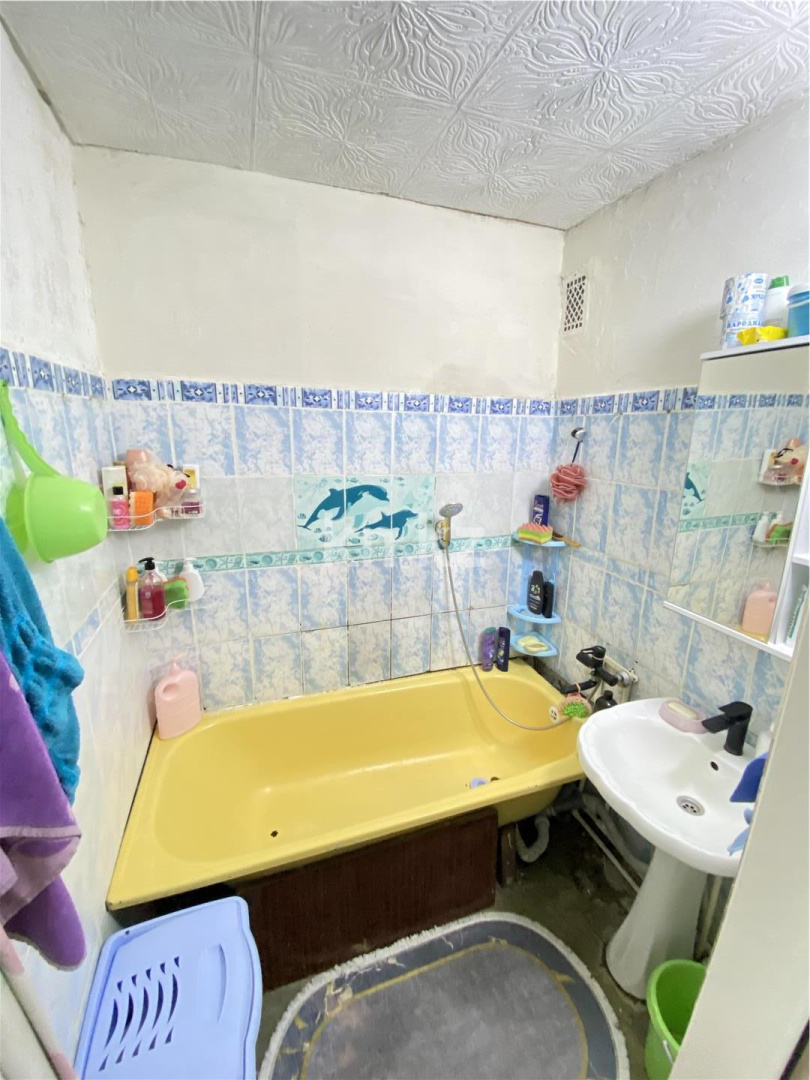 Продажа 4-комнатной квартиры, 77 м², мкр-н 11а, дом  26 - Продажа  четырехкомнатных квартир в Караганде фото 11 из 16