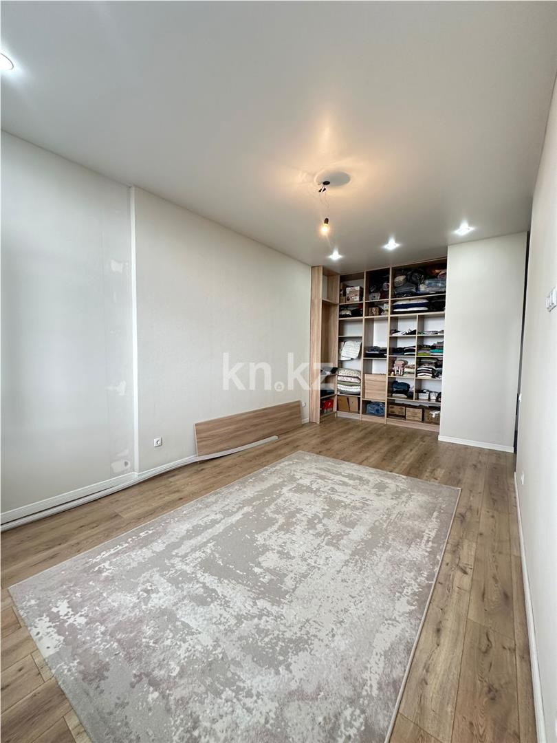 Продажа 1-комнатной квартиры, 39 м², ул. Нажимеденова в Астане - фото 2