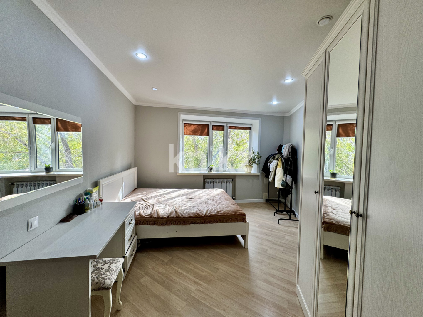 Продажа 4-комнатной квартиры, 85 м², мкр-н Степной-4, дом  12 в Караганде - фото 8