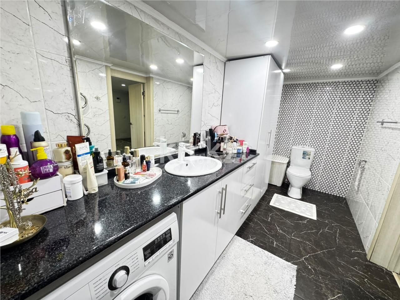 Продажа 2-комнатной квартиры, 81 м² в Караганде - фото 17