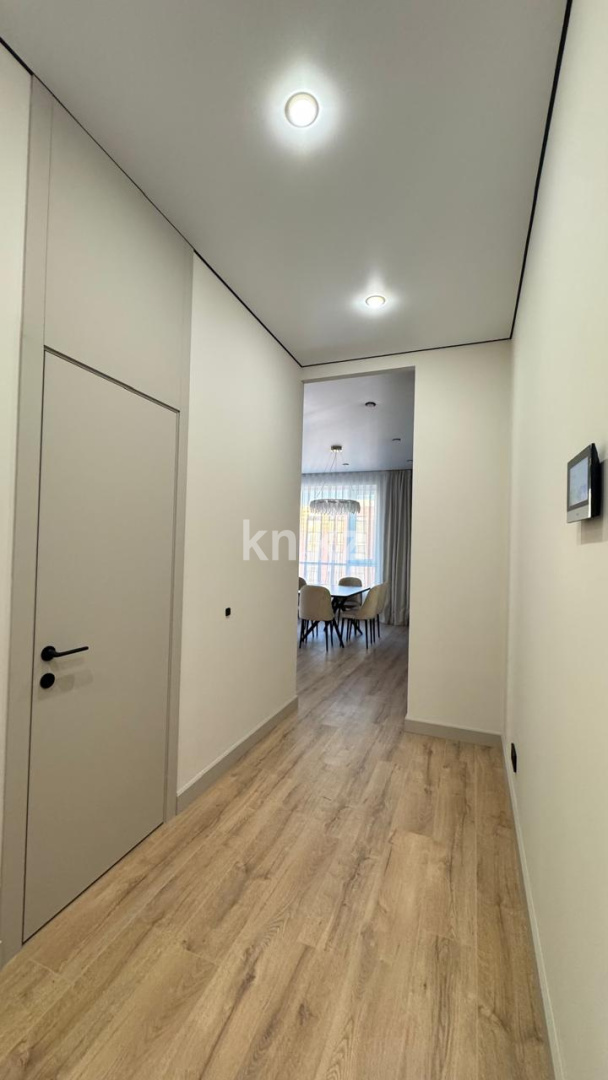 Аренда 3-комнатной квартиры, 90 м², пр. Аль-Фараби - Аренда  трехкомнатных квартир помесячно в Алматы фото 5 из 14