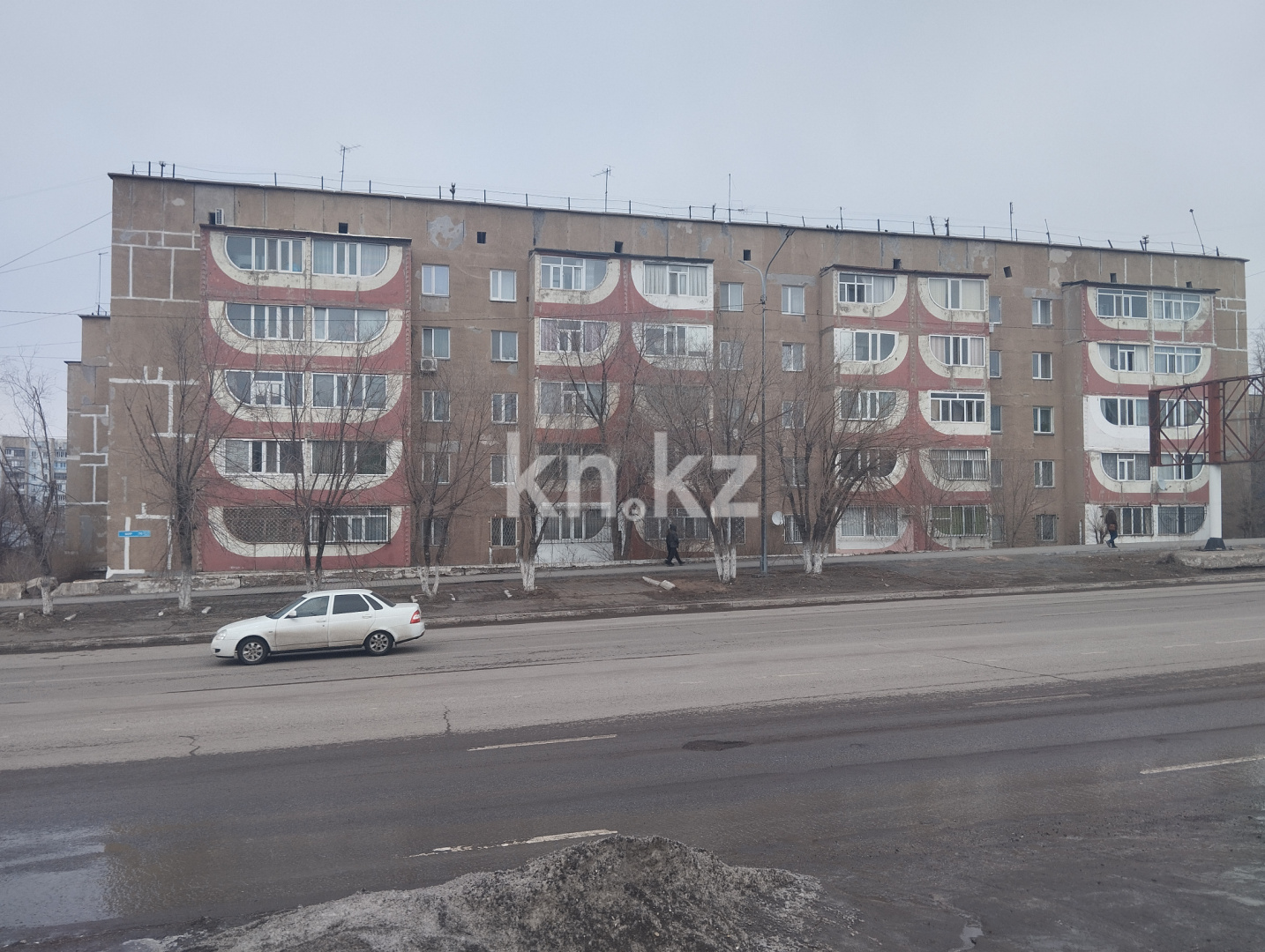 Продажа 3-комнатной квартиры, 68 м² - Продажа квартир в блочном доме в Темиртау - страница 2 фото 1 из 7
