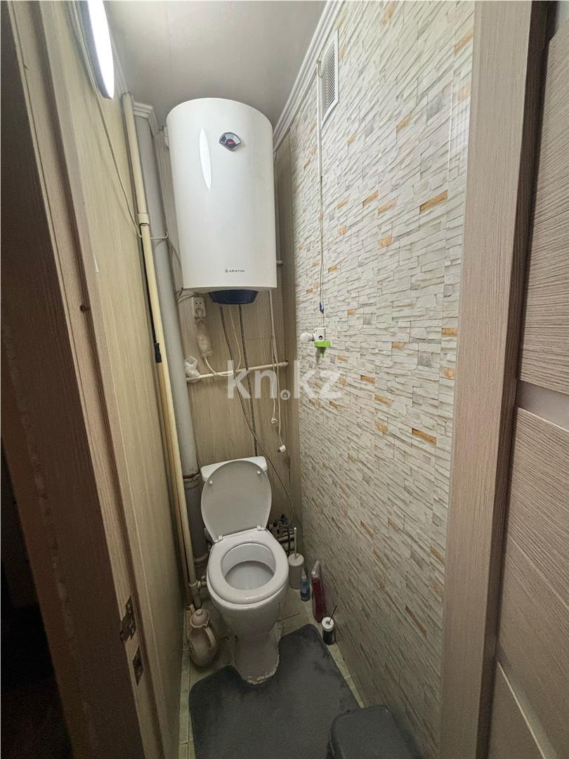 Продажа 3-комнатной квартиры, 62 м², мкр-н 17, дом  49 в Караганде - фото 5