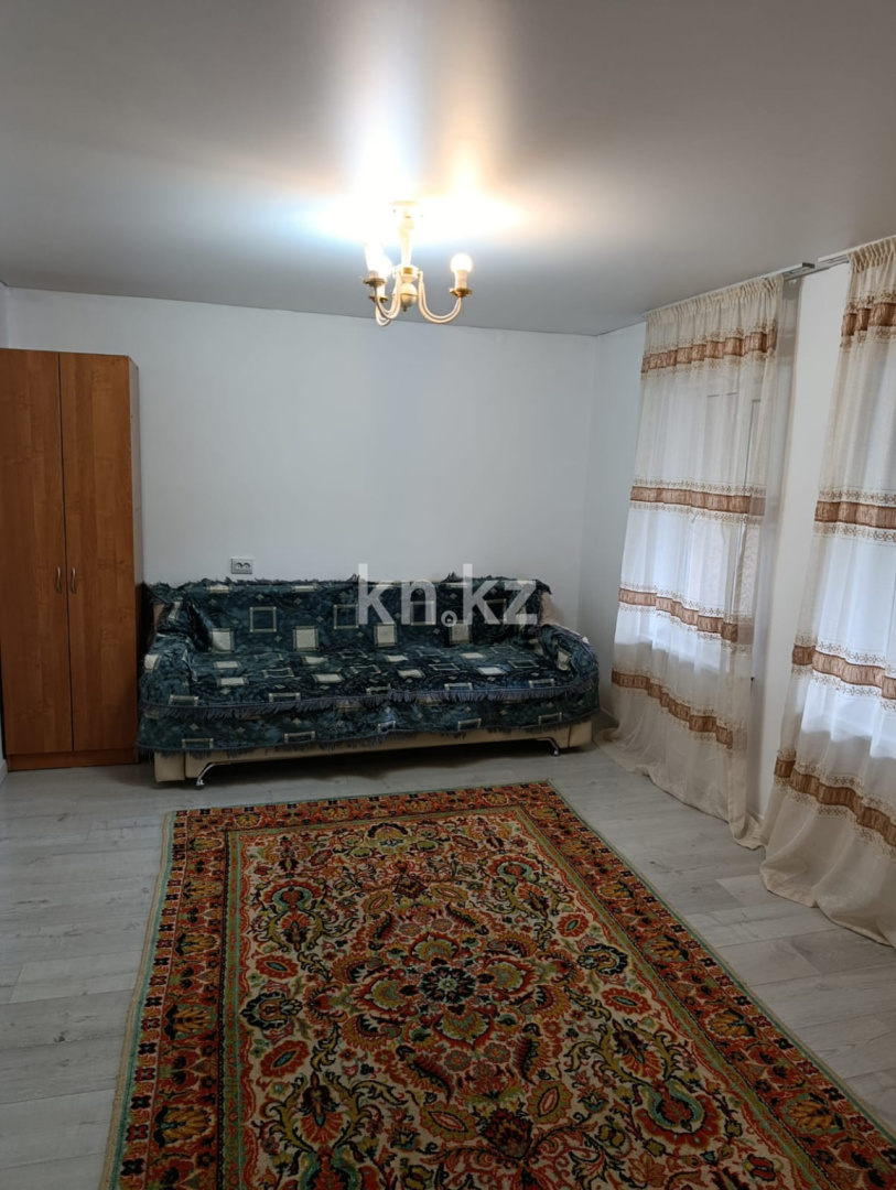 Аренда 1-комнатного дома, 30 м² - Аренда недвижимости в Алматы фото 1 из 7