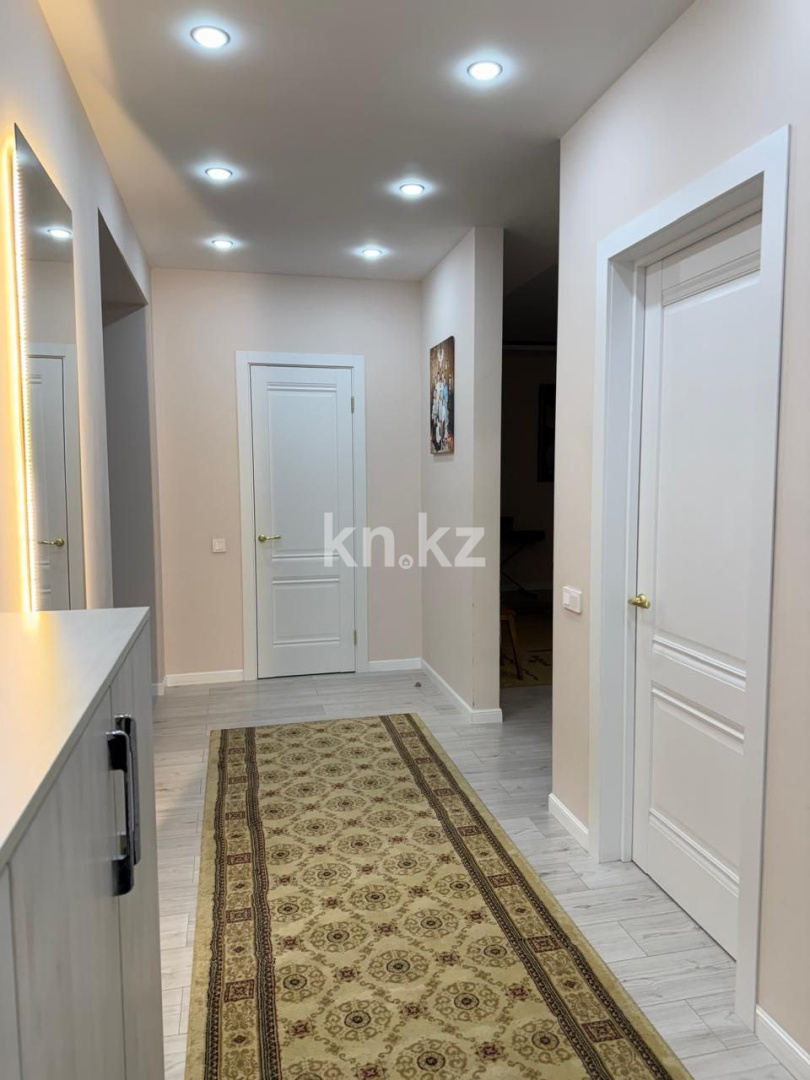 Продажа 4-комнатной квартиры, 122 м², ул. Кулкыбаева, дом  62 - Продажа  четырехкомнатных квартир в Караганде фото 22 из 22