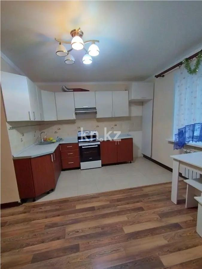 Продажа 2-комнатной квартиры, 70 м², ул. Сауран, дом  9 в Астане - фото 3