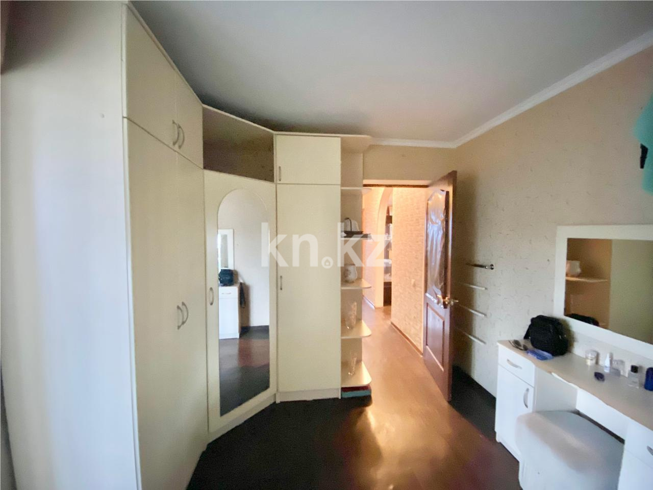 Продажа 3-комнатной квартиры, 62 м², ул. Гапеева - Продажа  трехкомнатных квартир в Караганде фото 7 из 13