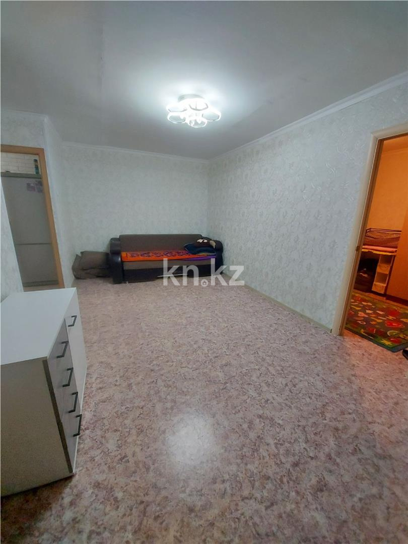 Продажа 2-комнатной квартиры, 46 м², ул. Мануильского, дом  19 - Продажа квартир в Караганде фото 1 из 8