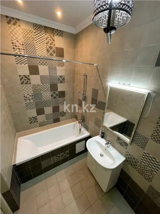 Продажа 2-комнатной квартиры, 76 м², пр. Мангилик Ел, дом  28 в Астане - фото 3