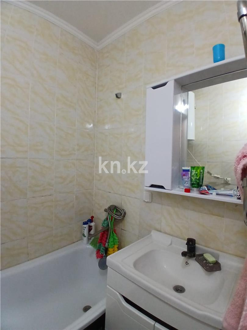 Продажа 3-комнатной квартиры, 74.3 м² - Продажа офисных и торговых помещений в Уральске фото 13 из 18