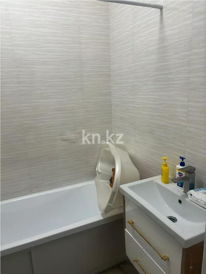 Продажа 2-комнатной квартиры, 70 м², пр. Строителей, дом  28/3 блок Б - Продажа  двухкомнатных квартир в новостройках Караганды без посредников фото 5 из 6