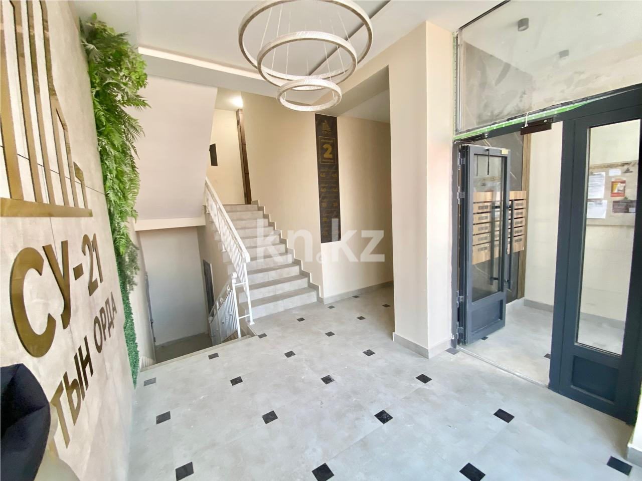 Продажа 1-комнатной квартиры, 38 м², ул. Муканова - Продажа квартир в Караганде фото 1 из 11