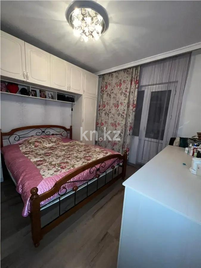 Продажа 3-комнатной квартиры, 64 м², мкр-н Аксай-4, дом  69 в Алматы - фото 3