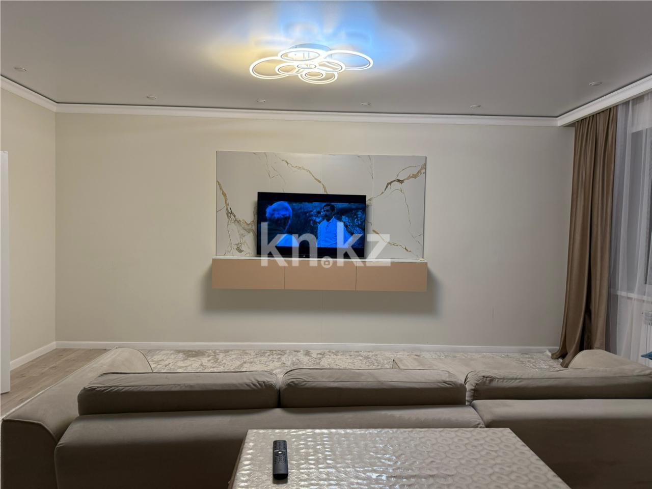 Продажа 2-комнатной квартиры, 68 м², пр. Шахтеров, дом  46/1 - Продажа квартир в Караганде фото 3 из 13