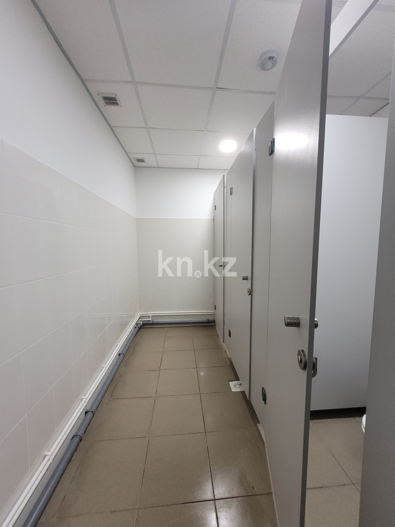 Аренда , ул. Космонавтов, дом  1/45 - Аренда офисных и торговых помещений в Караганде с фото фото 13 из 16