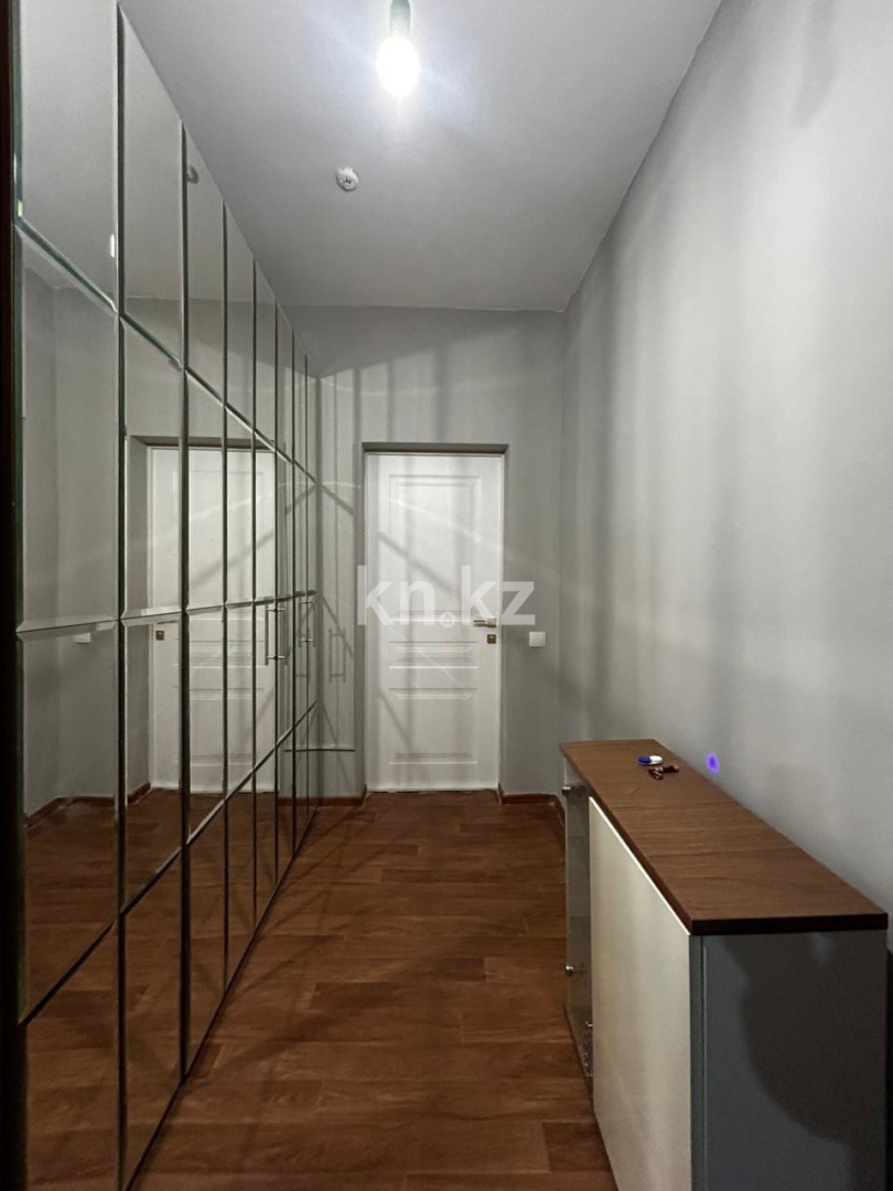 Продажа 2-комнатной квартиры, 65 м² - Продажа земельных участков в Уральске фото 2 из 10