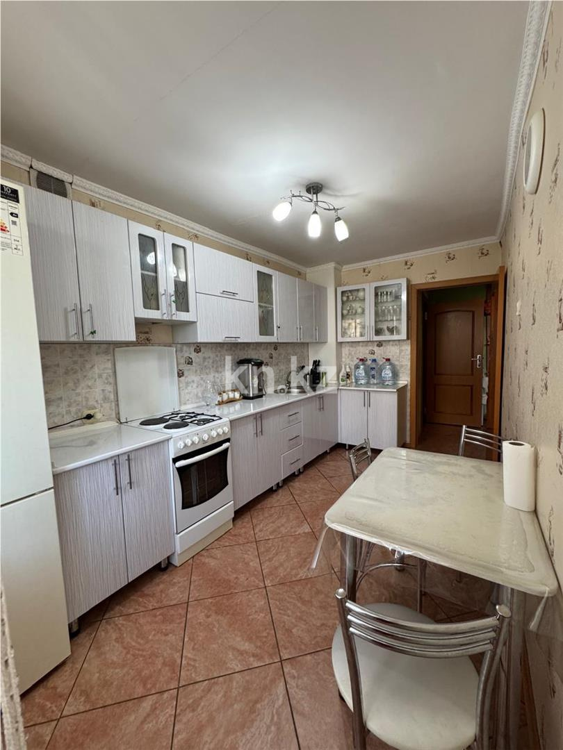 Продажа 3-комнатной квартиры, 64 м², мкр-н Орбита-1 - Продажа  трехкомнатных квартир в Караганде фото 8 из 15