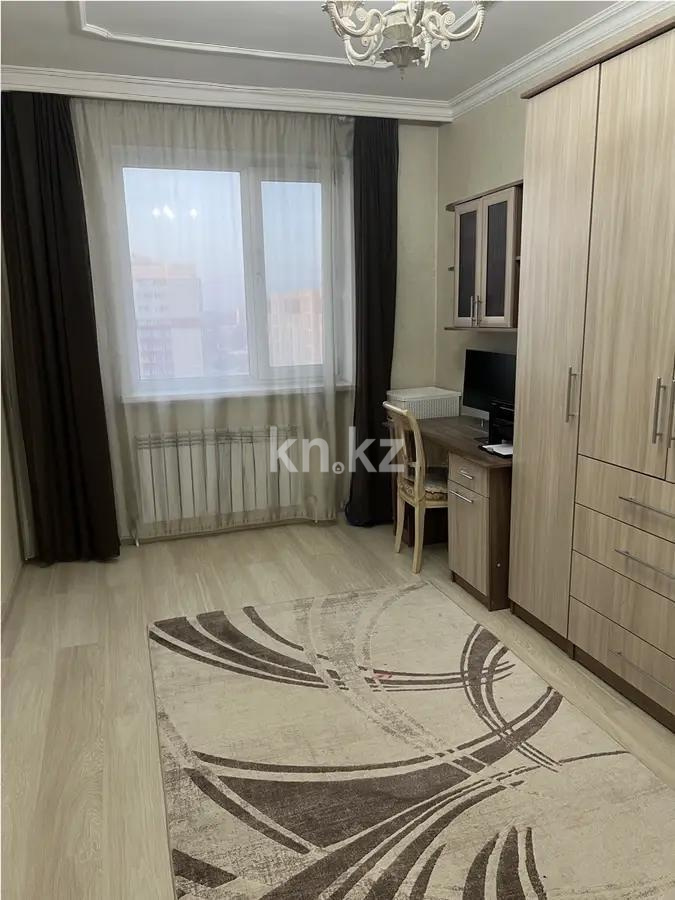 Продажа 4-комнатной квартиры, 100 м², пр. Кошкарбаева, дом  45 - Продажа квартир в Астане без посредников фото 1 из 1