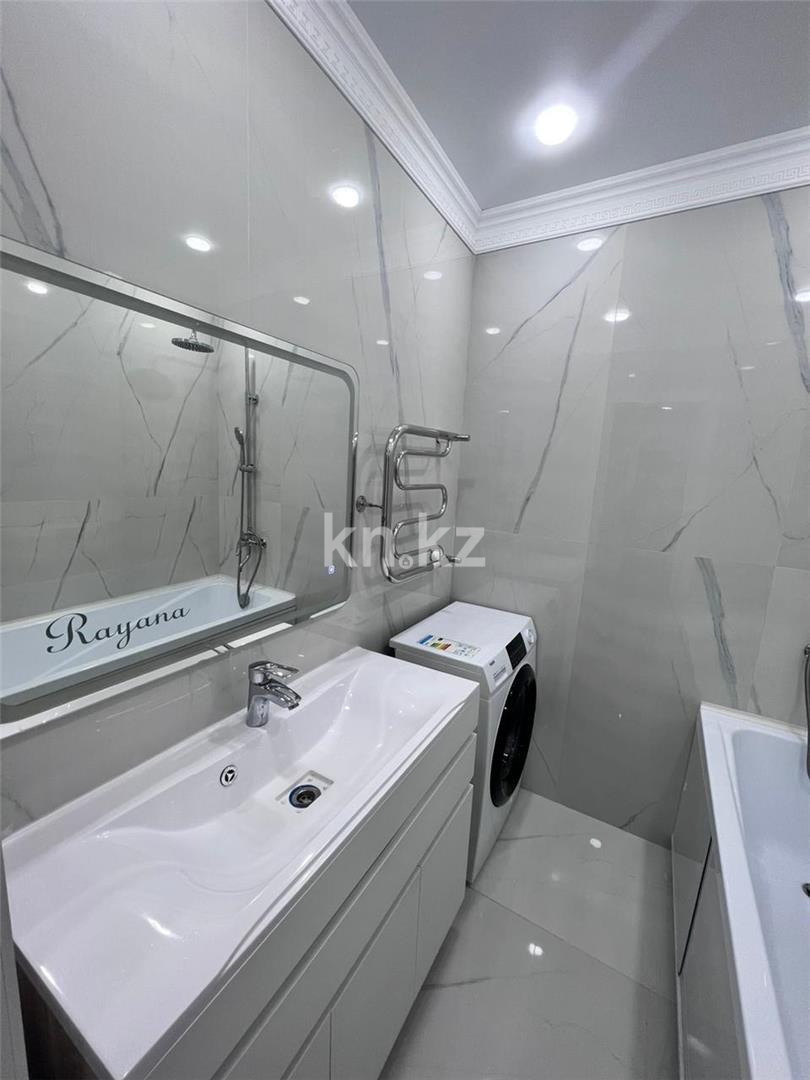 Продажа 3-комнатной квартиры, 87 м², ул. Сатыбалдина в Караганде - фото 14