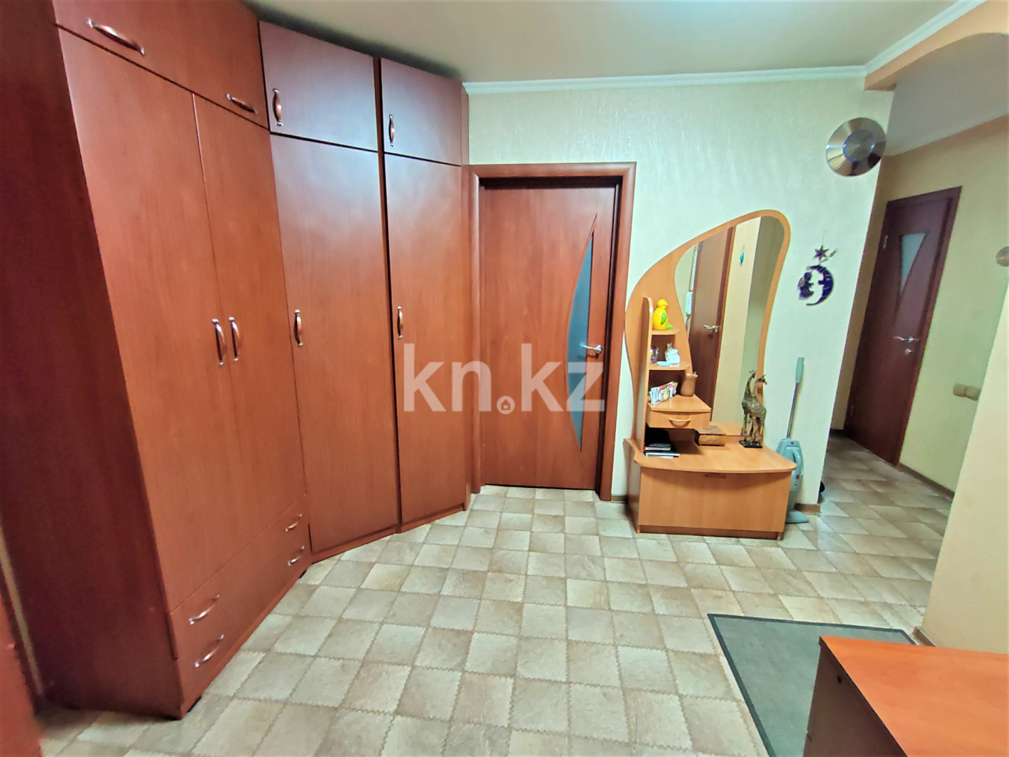 Продажа 3-комнатной квартиры, 66 м², ул. Гоголя, дом  57/2 в Караганде - фото 14