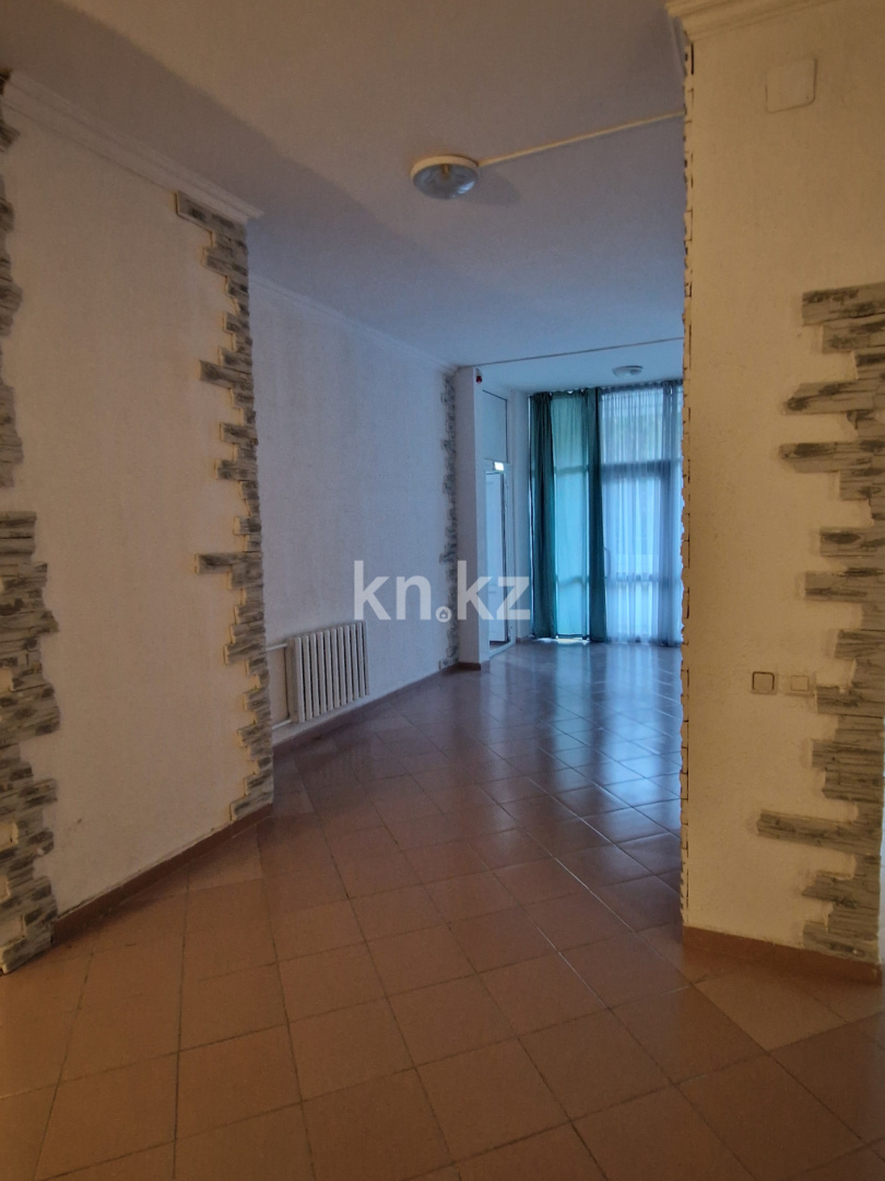 Продажа 4-комнатной квартиры, 129.6 м², ул. Смагулова, дом  56а - Продажа и аренда недвижимости в Атырау фото 25 из 34