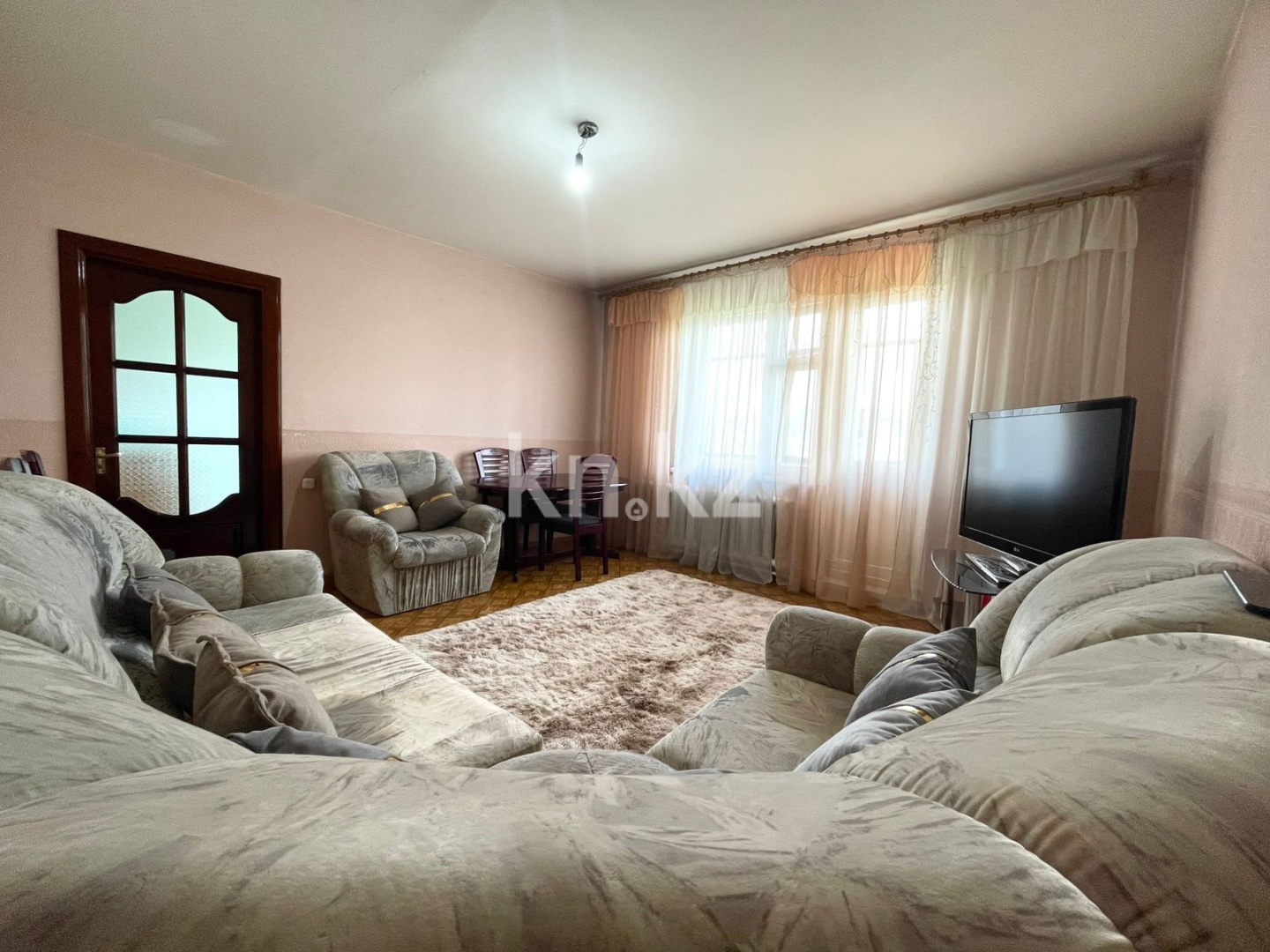 Продажа 3-комнатной квартиры, 65 м², мкр-н Степной-2, дом  4 - Продажа  трехкомнатных квартир в Караганде с фото фото 1 из 9