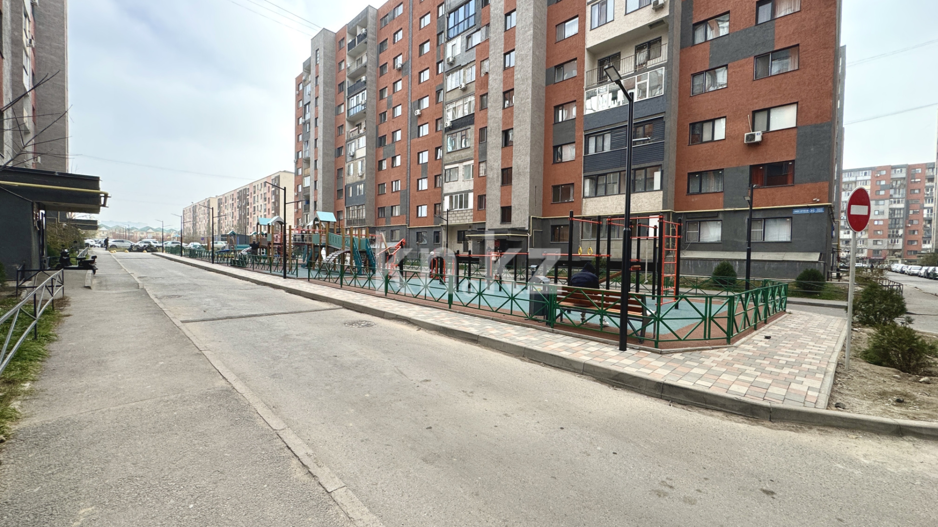 Продажа 2-комнатной квартиры, 42 м², ул. Жунисова в Алматы - фото 11